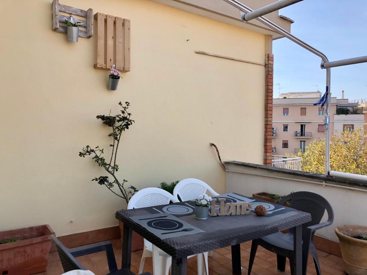 Апартаменти La Terrazza Del Sole Рим Екстер'єр фото
